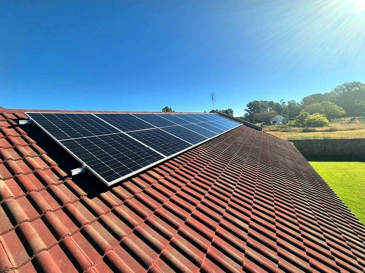 Tiled-roof installation, Nagskof Elektries & Solar